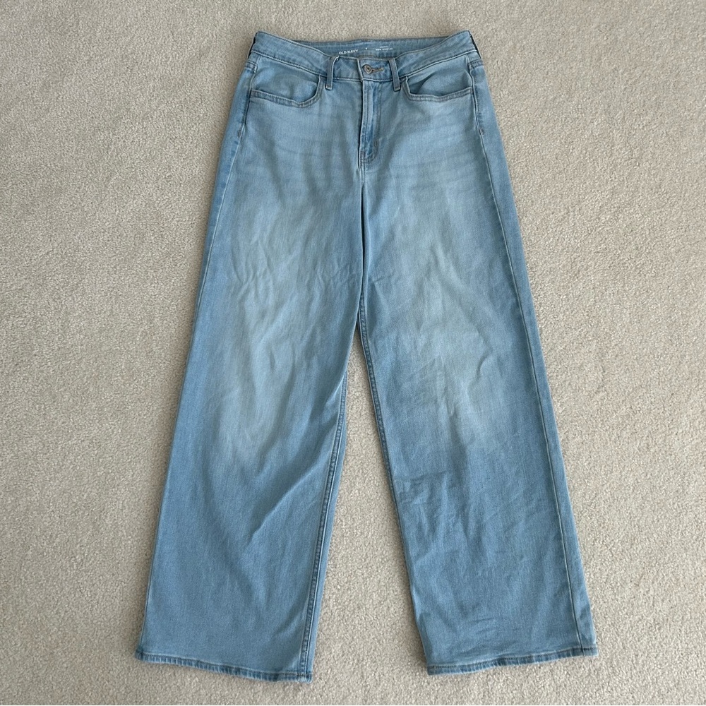 Old Navy Wow High Rise Wide Leg Light Wash Blue Women's Jeans 6 Short